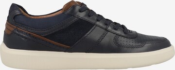 CLARKS Sneaker low 'Cambro Race' in Blau