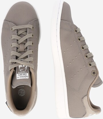 ADIDAS ORIGINALS Sneaker 'Stan Smith' in Grau