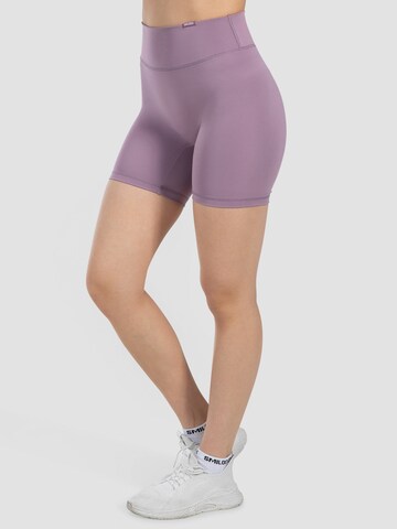 Smilodox Slimfit Shorts ' Darbie ' in Lila