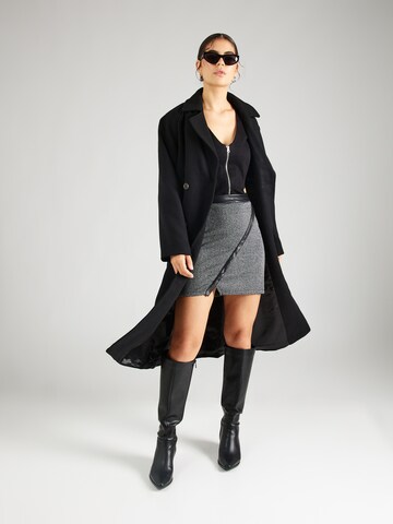 ABOUT YOU - Falda 'Halvar' en negro
