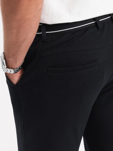 Ombre Slimfit Sporthose‌ in Schwarz