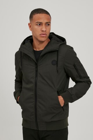 !Solid Windbreaker 'Tilly Sporty' in Grün: predná strana