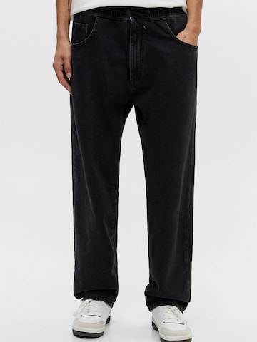 Pull&Bear Regular Jeans in Black