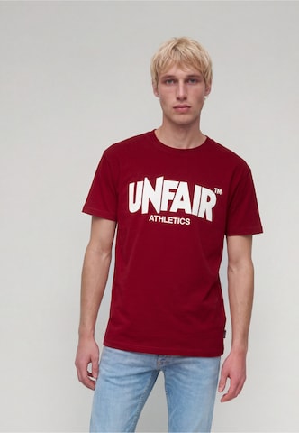 T-Shirt 'Classic' Unfair Athletics en rouge : devant