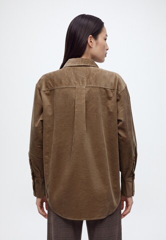 GAP - Blusa en marrón: atrás
