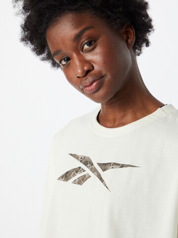 T-shirt fonctionnel Reebok en blanc