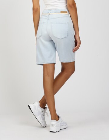 Gang Regular Shorts in Blau