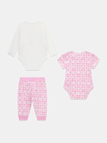 GUESS Set in Pink