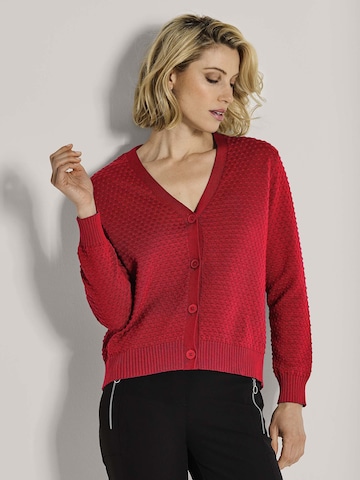 MADELEINE Gebreid vest in Rood: voorkant