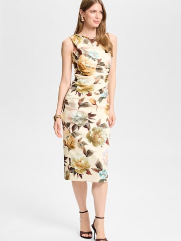 SWING - Vestido en beige: frente
