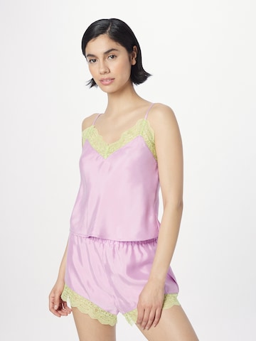 Dora Larsen Kort pyjamas 'GIGI' i lila: framsida