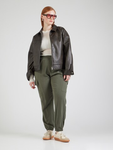 Effilé Pantalon cargo 'CARAris' ONLY Carmakoma en vert