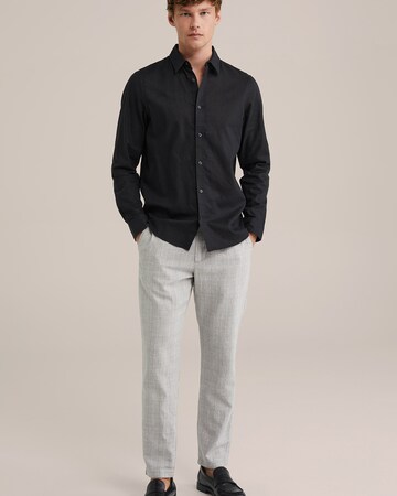 WE Fashion Slim Fit Skjorte i sort