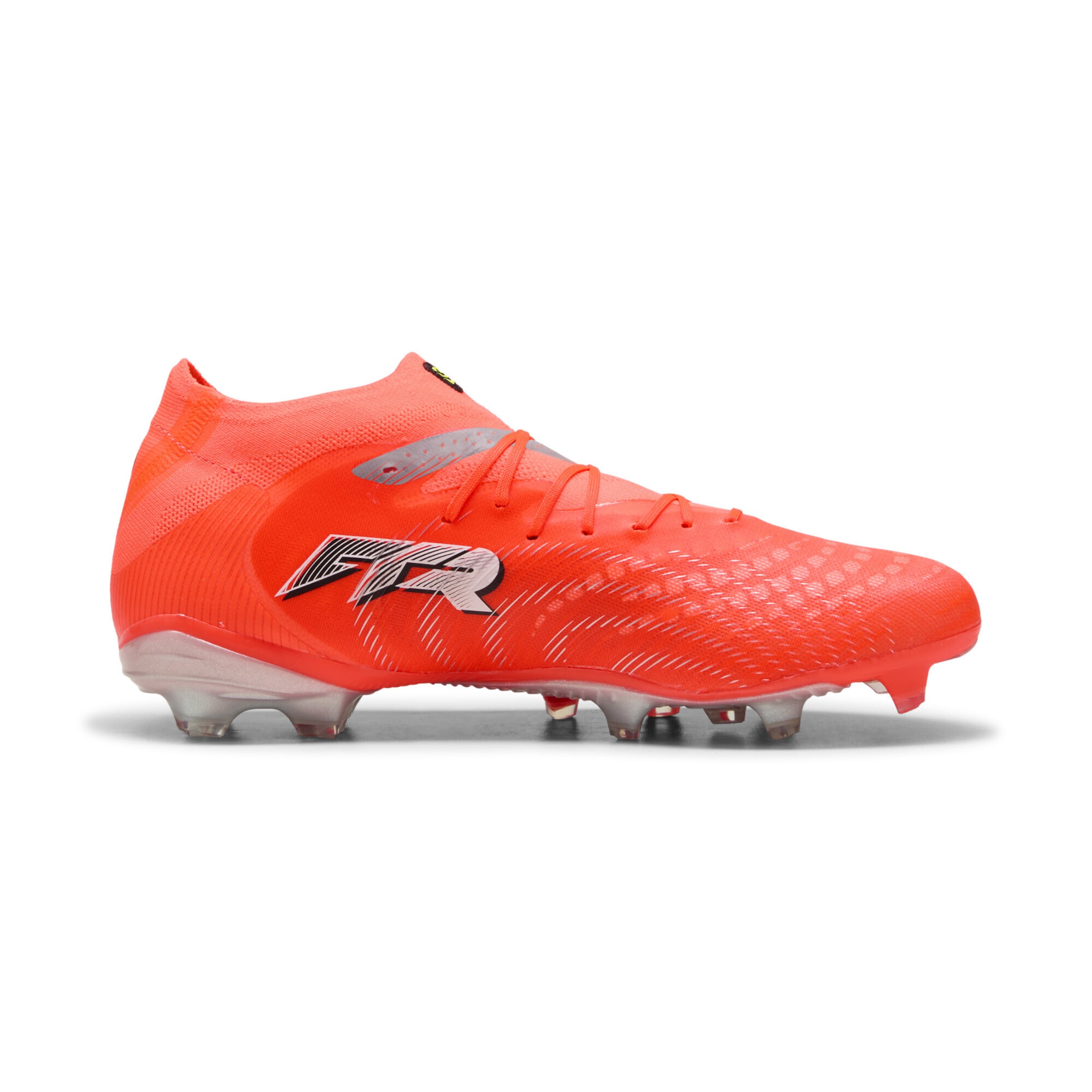 PUMA Soccer shoe in Red