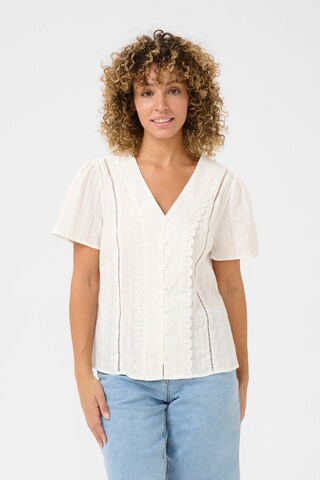 Cream Shirt 'Kallie' in Wit: voorkant