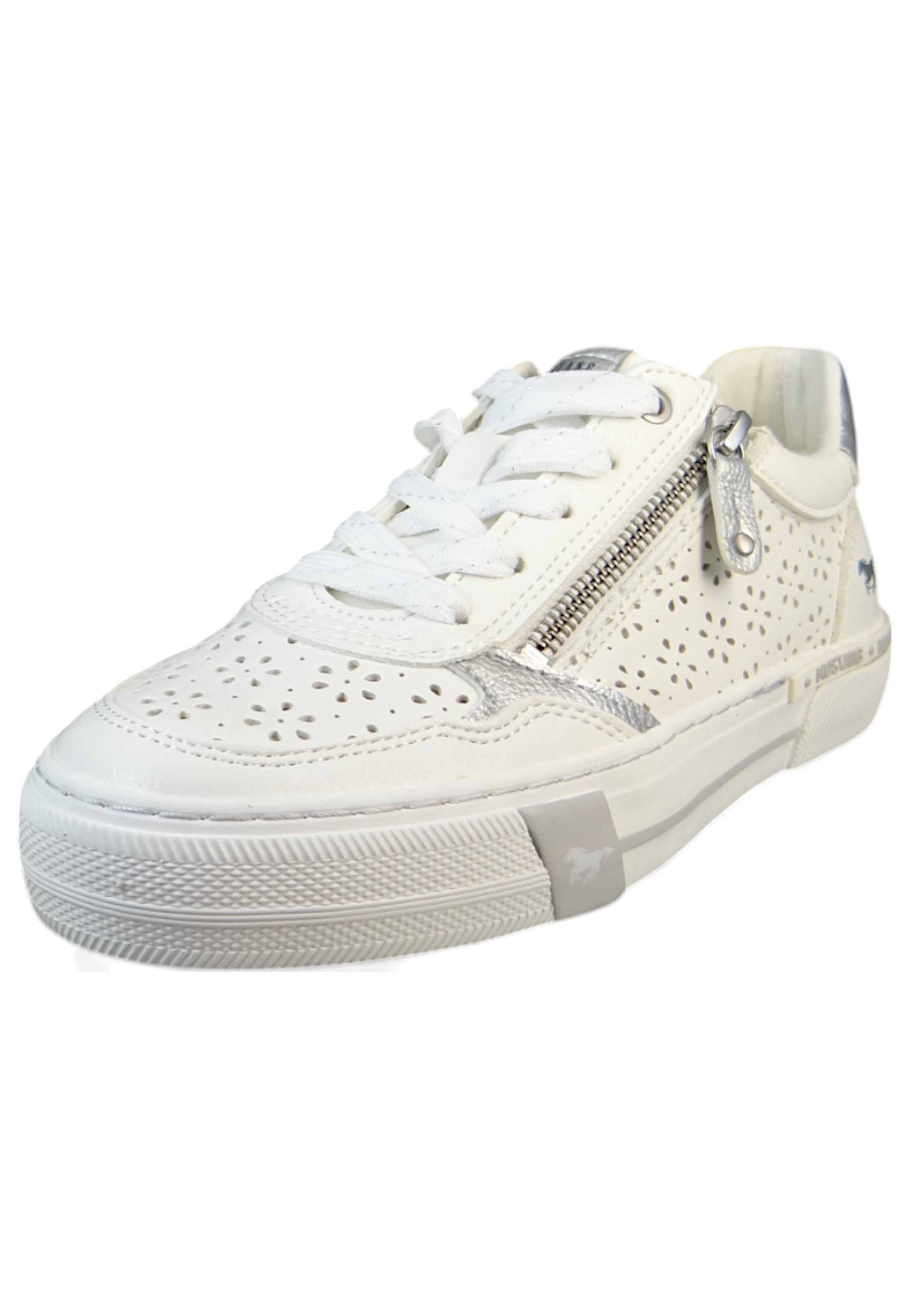 MUSTANG - Sapatilhas baixas em branco: frente