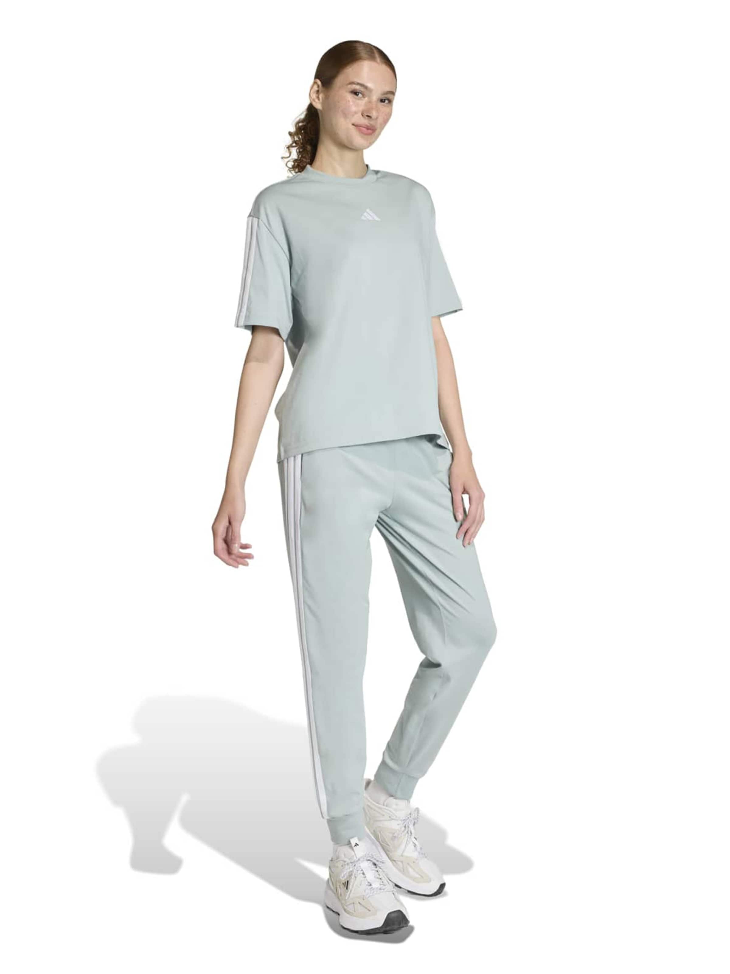 ADIDAS SPORTSWEAR Λειτουργικό μπλουζάκι σε πράσινο