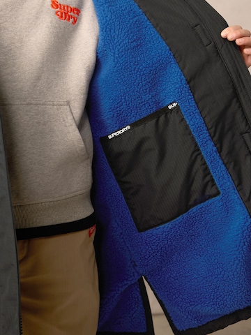 Superdry Rock i svart