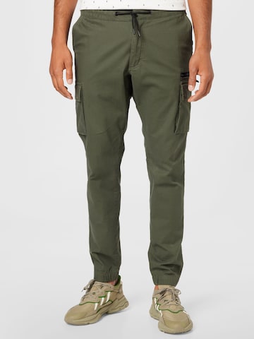 s.Oliver Tapered Cargo Pants 'Detroit' in Green: front