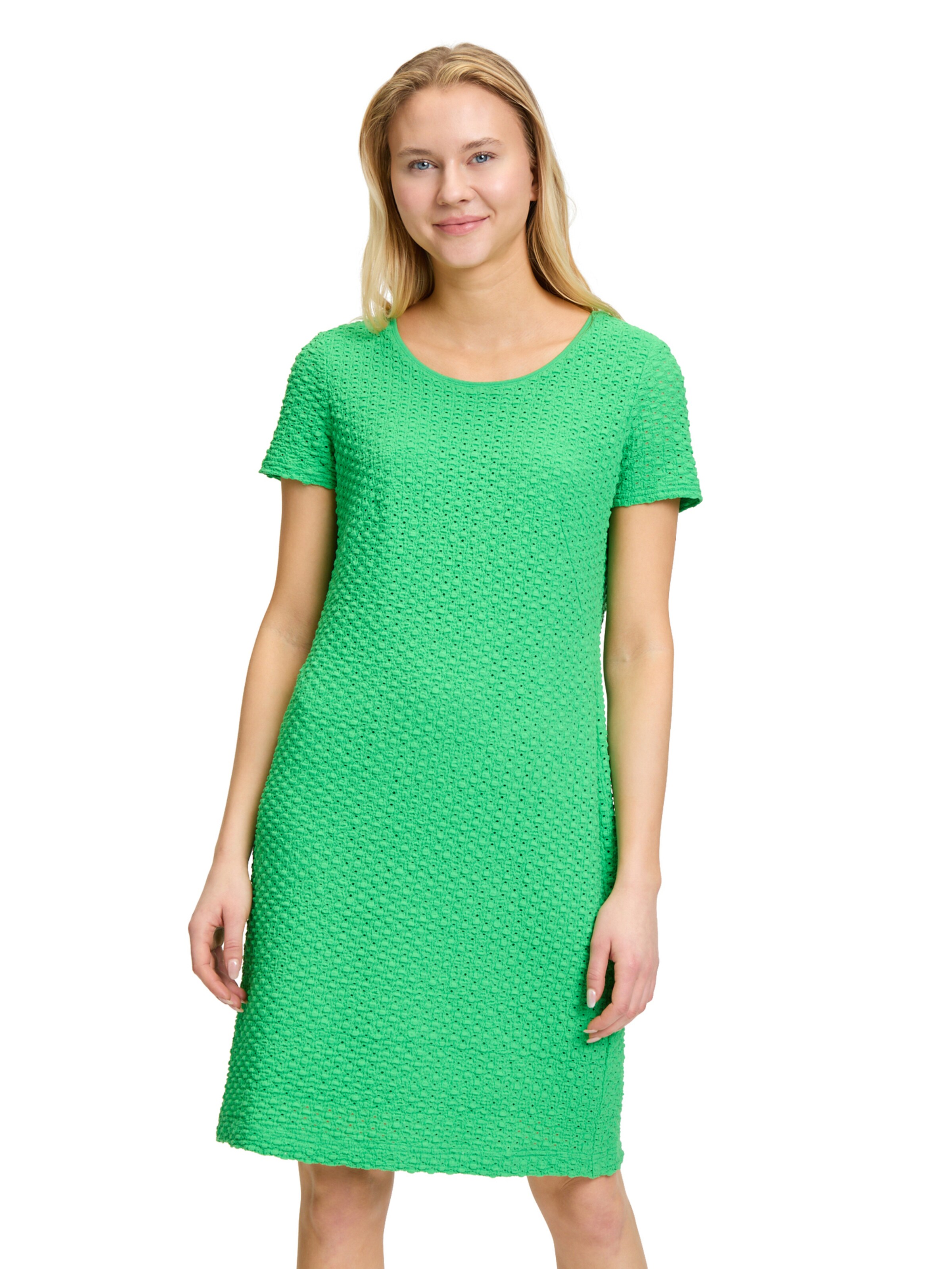 Betty Barclay Dress in Green: front