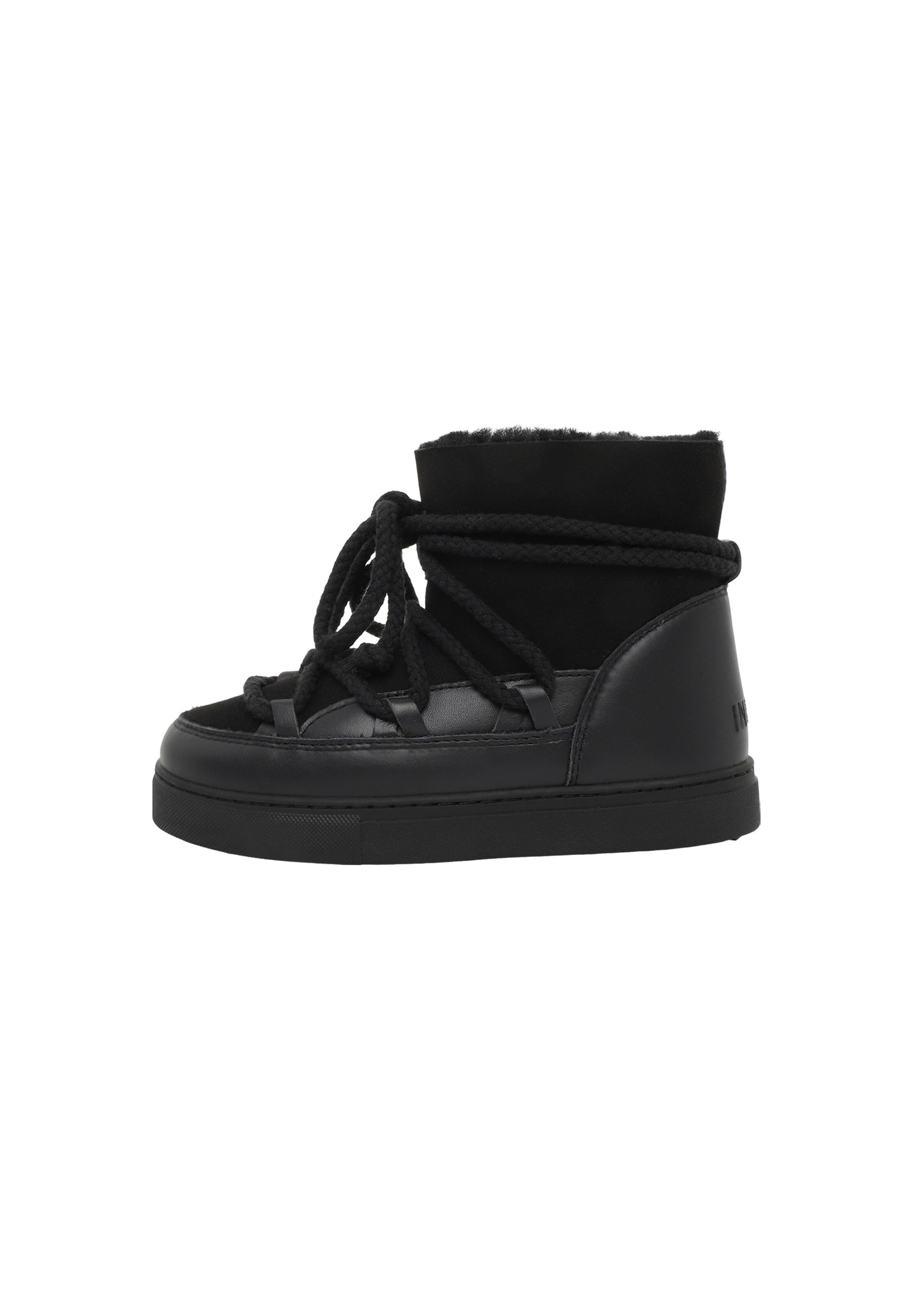 INUIKII Snow Boots 'CLASSIC' in Black: front