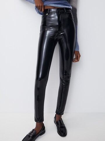 Pull&Bear Skinny Pants in Black