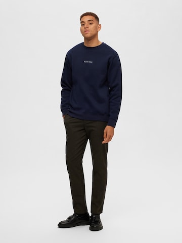SELECTED HOMMESweater majica 'Hankie' - plava boja