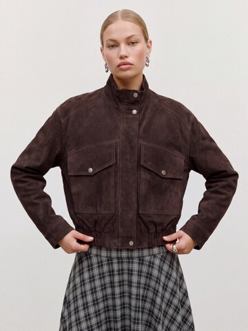 VERO MODA Between-season jacket 'VMJANICEJUNE' in Brown: front