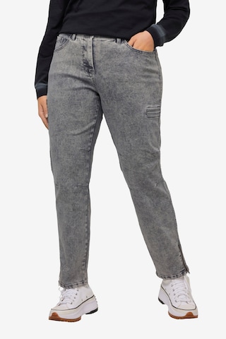 Ulla Popken Regular Jeans in Grey: front