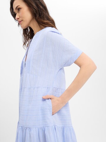 Marie Lund Sommerkleid in Blau