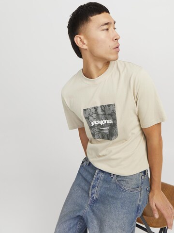 T-Shirt 'JCOTARMAC' JACK & JONES en beige