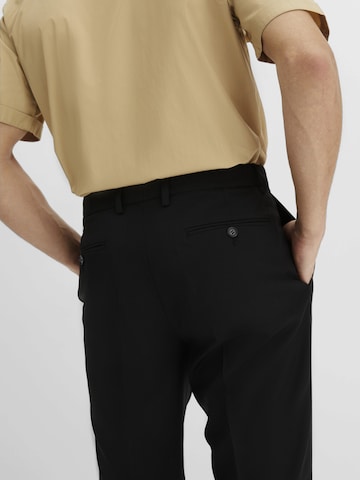 bonprix Regular Bügelfaltenhose in Schwarz