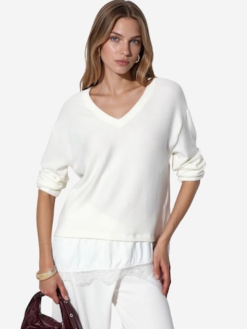 Pull-over Busem en blanc : devant