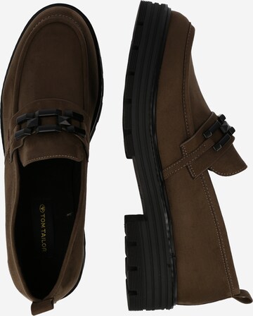 TOM TAILOR - Sapato Slip-on em castanho