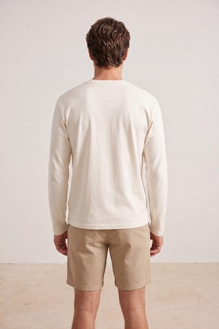 T-Shirt Trendyol en gris