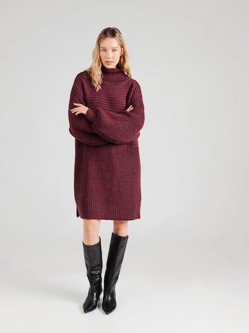 VERSTIQUE Šaty - Červená