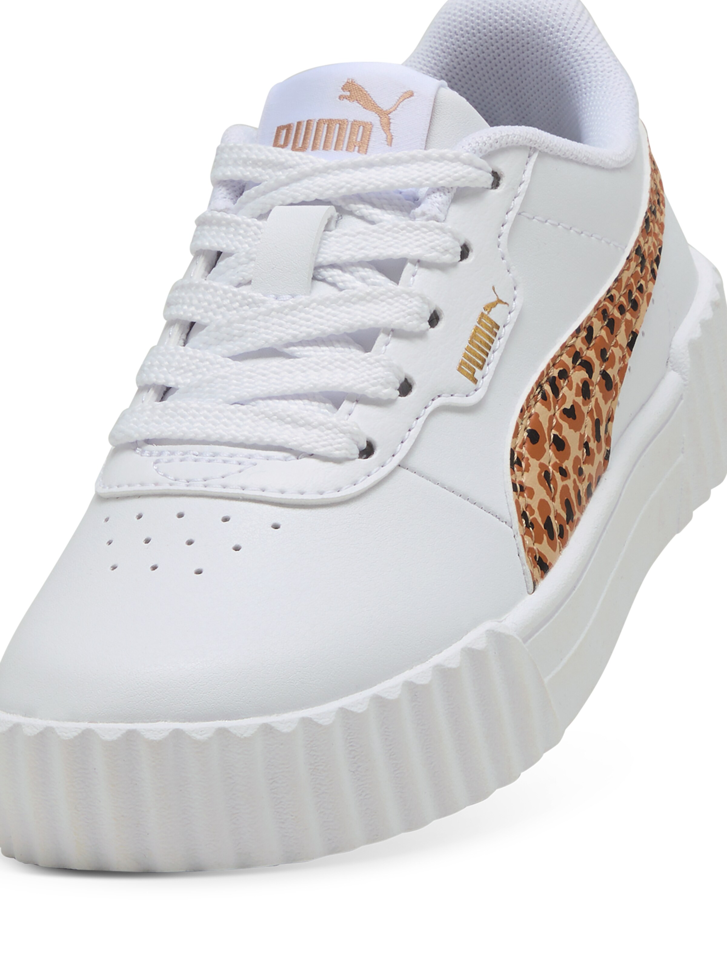PUMA Tenisky 'Carina 3.0' – bílá