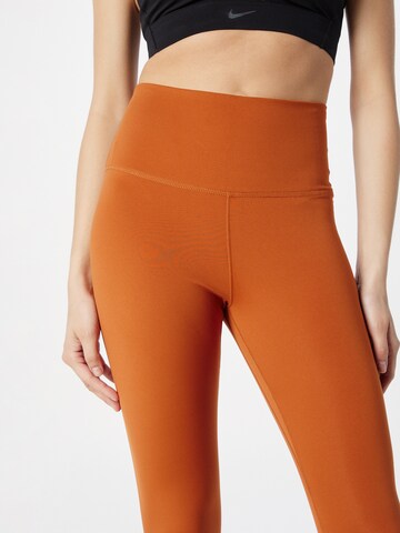 NIKE Skinny Sportovní kalhoty 'One' – oranžová