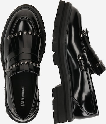 Chaussure basse TATA Italia en noir