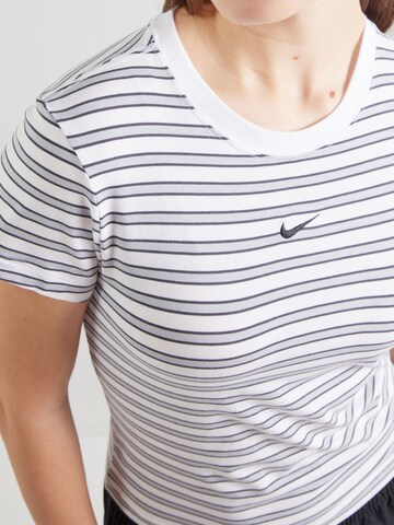 Nike Sportswear Shirt in White
