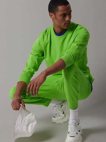 Felpa 'Felpa Girocollo' di OWN Off With Nature in verde