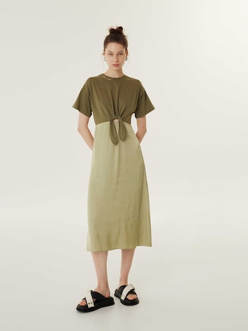 Twist Kleid in Grün