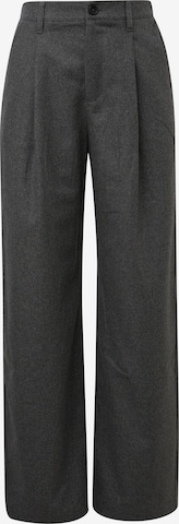QS Loosefit Hose in Grau: Vorderseite