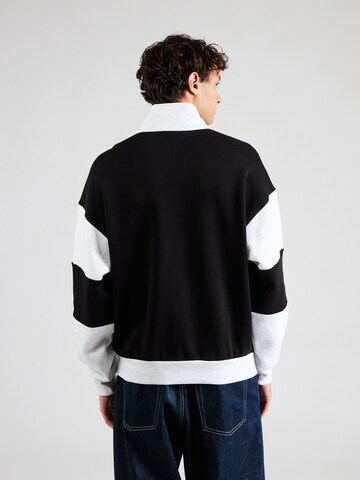 Champion Authentic Athletic ApparelSweater majica - crna boja