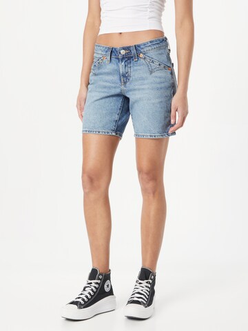 Coupe slim Jean 'Noughties Short' LEVI'S ® en bleu : devant