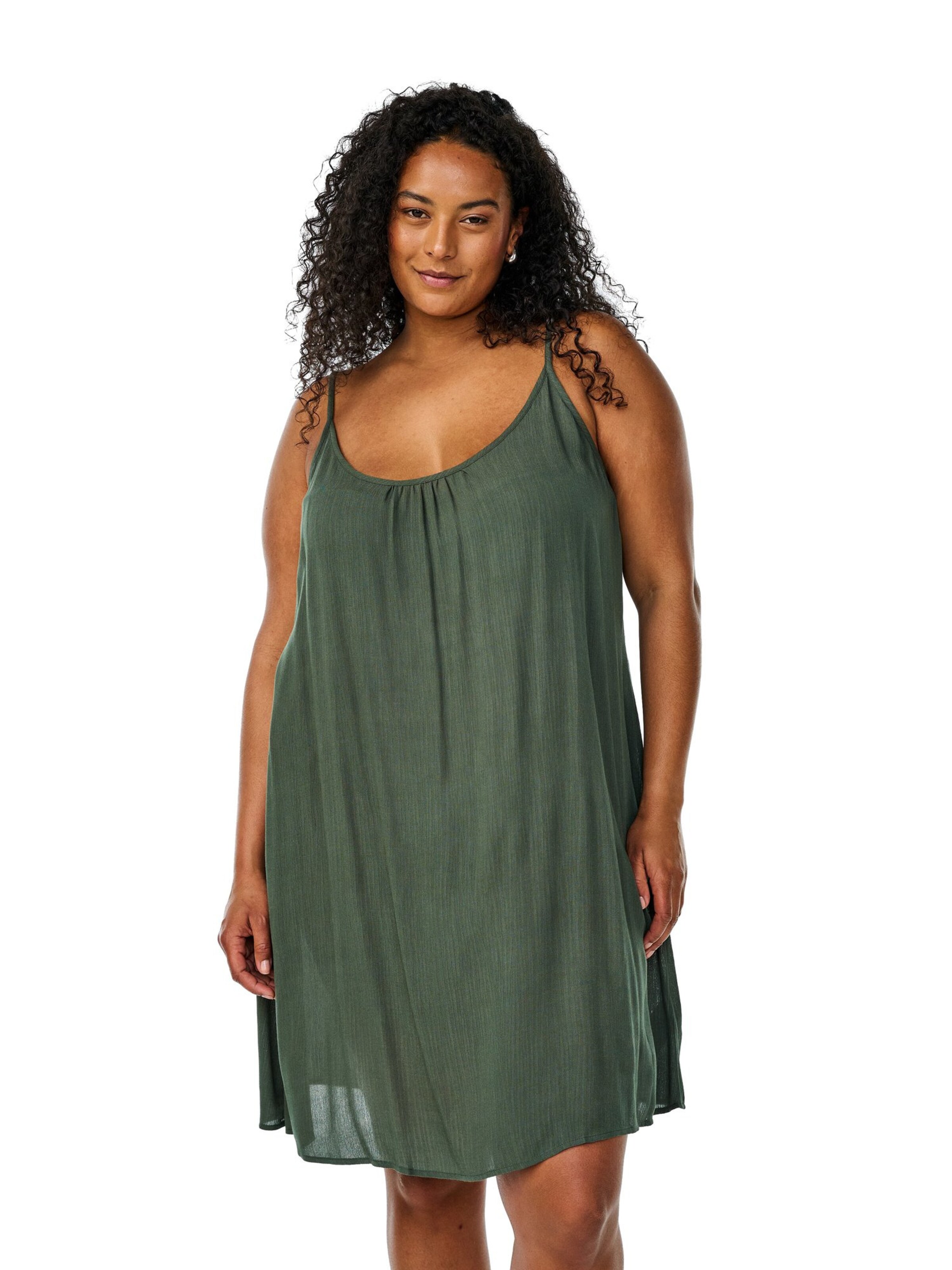 Robe 'Erose' Zizzi en vert : devant