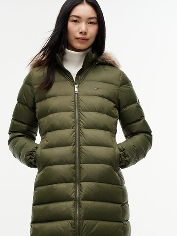 Manteau d’hiver Tommy Jeans en vert : devant