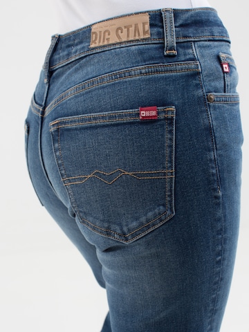 BIG STAR Tapered Jeans 'Maggie' in Blau