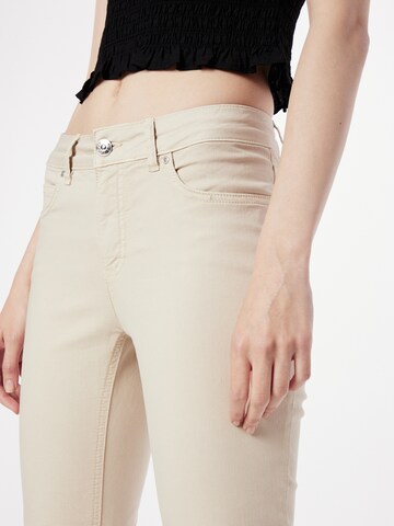 Regular Pantalon OUI en blanc