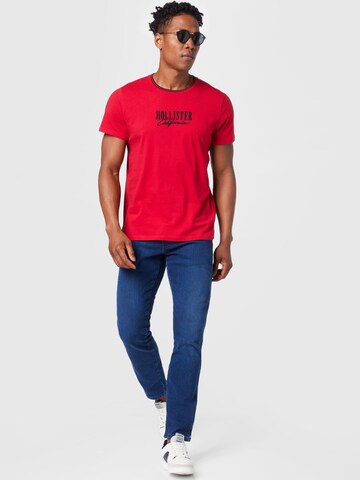 HOLLISTER - Camisa 'VARSITY MAR' em vermelho